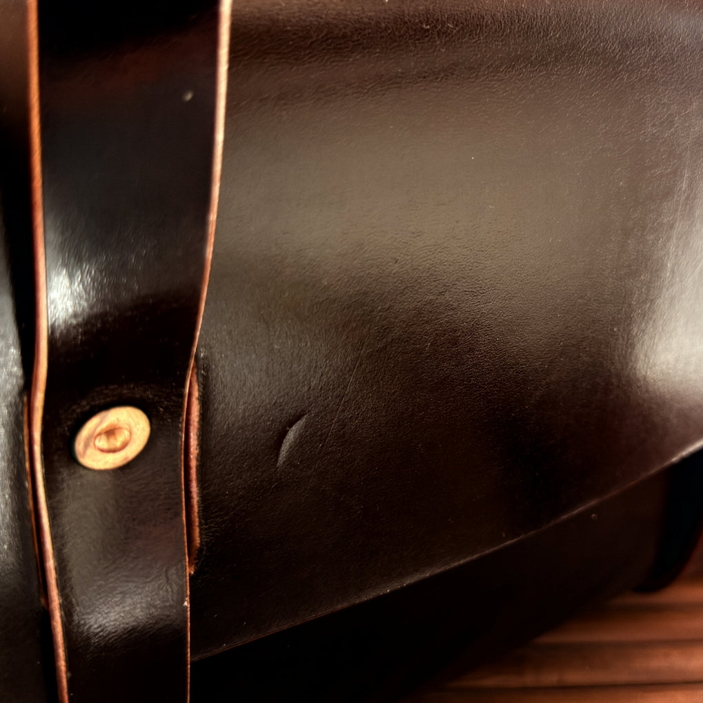 Type B YVN 002 Structured Tool Tote