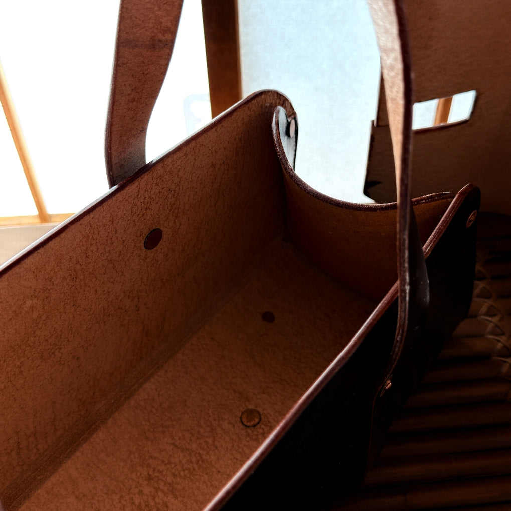 Type B YVN 002 Structured Tool Tote