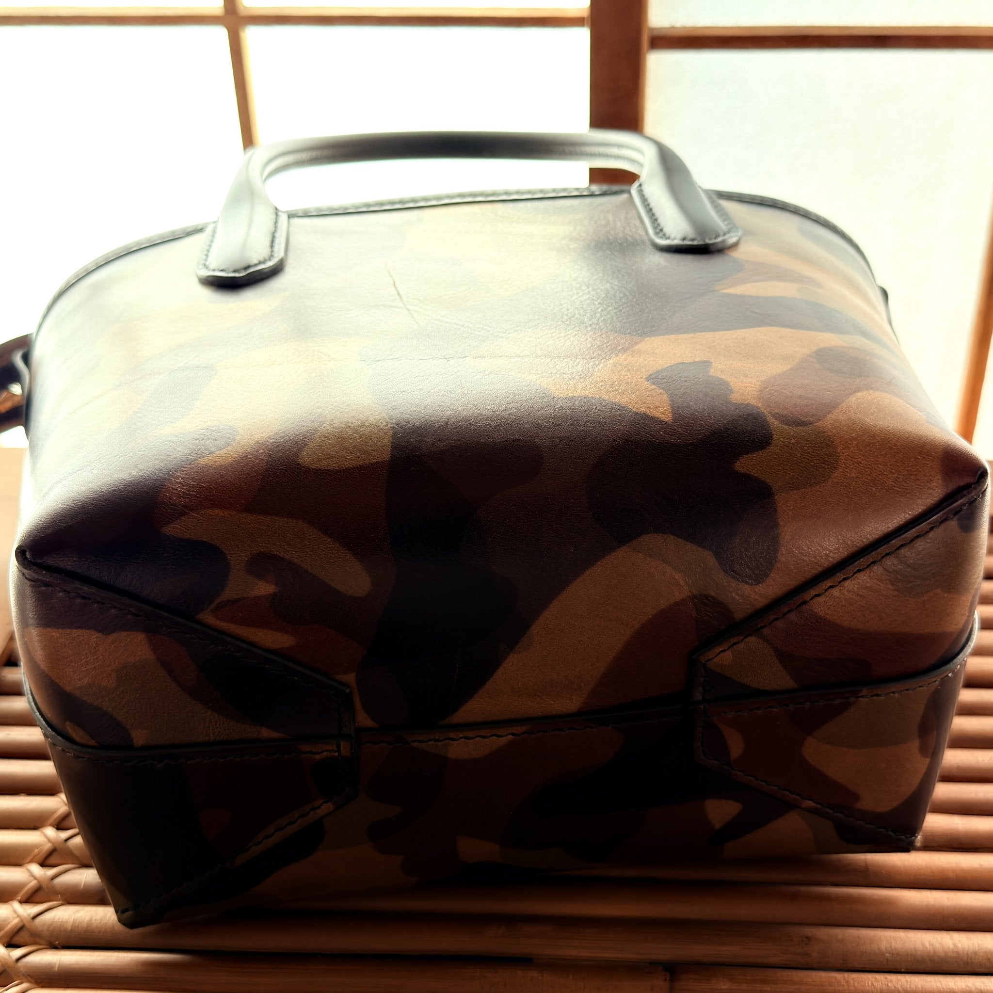 YVN 112-Golf Cart Bag “Japanese golf-inspired organization”