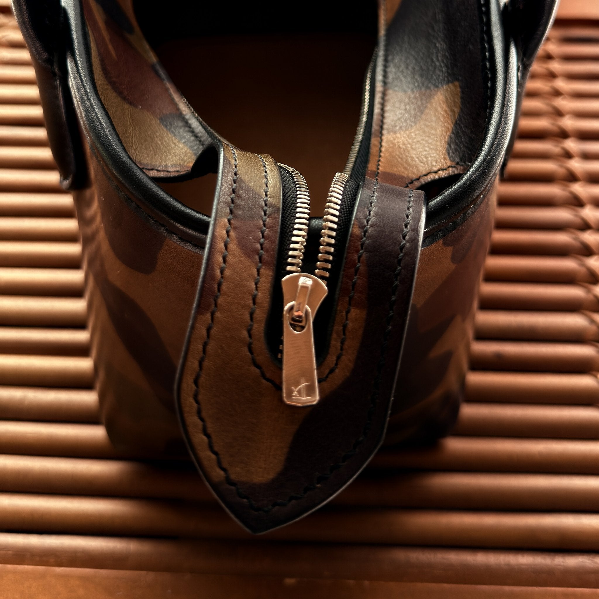 YVN 112-Golf Cart Bag “Japanese golf-inspired organization”